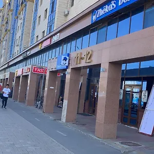 уютная квартира с террасой в сердце столицы Апартаменты
